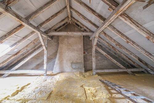 Dachgeschossrohling - Attraktiver Dachgeschoss-Rohling in wachstumsstarkem Neuköllner Kiez