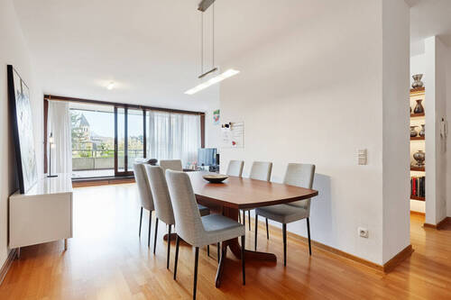 KI generierter Essbereich - 