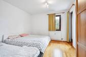 Schlafzimmer I - Etagenwohnung mit 112,90 m&sup2; in Düsseldorf zum Kaufen