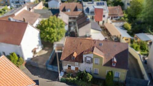 - Unverbindliche Darstellung - Bild zeigt weder reale Grundstücksgrenzen noch Beschaffenheiten. - Mehrfamilienhaus, Wohnhaus zum Kaufen in Schweinfurt