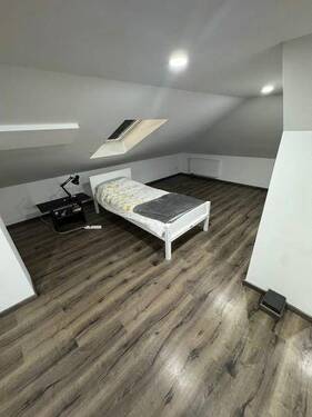48 Großer Dachausbau - 