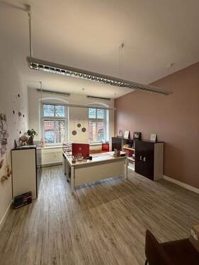 PHOTO-2025-10-21-09-10-14 (1) - 