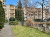 Innenhof - 2 Zimmer Etagenwohnung in Berlin