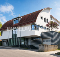 Außergewöhnliche Architektur in bester Verarbeitung mit Gartenparadies und Pool - Ammerbuch-Reusten