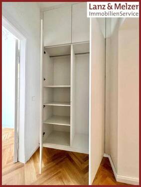 praktischer Einbauschrank - 