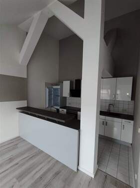 IMG_20240130_143502 - Moderne DG 4-Zi. mit offener Küche, EBK, Kamin, Laminat und SP mgl.!