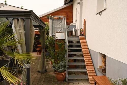 Vom Wohnzimmer gehts in den Garten - 