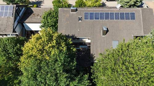 Ansicht von oben - 8 Zimmer Einfamilienhaus in Heilsbronn