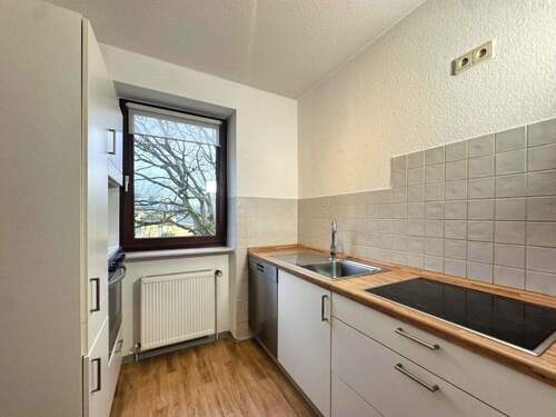 Küche mit Blick nach Außen - 