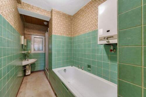 EG, Bad m. Fenster - 