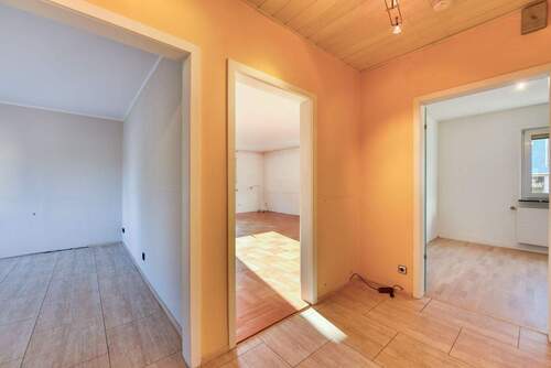 OG, Flur zu den Zimmern - 