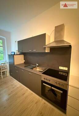 Einbauküche - 2 Zimmer Etagenwohnung zur Miete in Aue