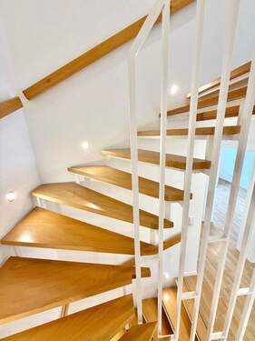 mit eleganter Spotbeleuchtung - 