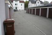 Innenhof, Einzelgaragen - 