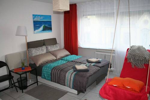 Schlafzimmer (4,5 x 3,5) - 