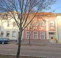 Reihenmittelhaus in Aken (Elbe) - als Wohn- und Geschäftshaus nutzbar - mit 2 separaten Wohnungen