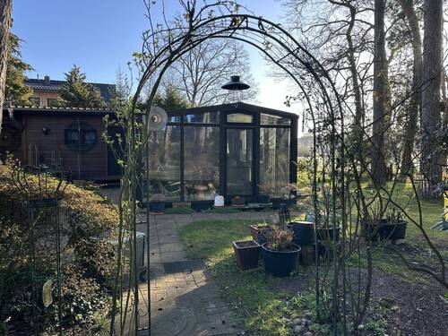  Zugang zum Haus - Mehrfamilienhaus, Wohnhaus mit 65,00 m&sup2; in Winsen / Aller zum Kaufen