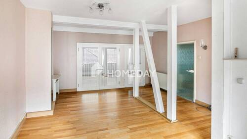 2. OG Wohnzimmer 3 - 