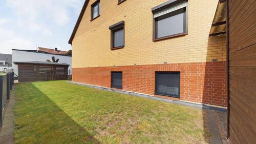 Seitenansicht - Mehrfamilienhaus, Wohnhaus mit 290,00 m&sup2; in Neustadt zum Kaufen