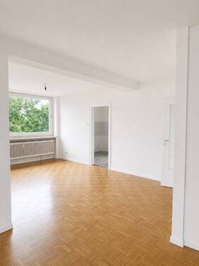 Wohnzimmer - 2 Zimmer Etagenwohnung in Mönchengladbach