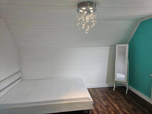 Zimmer 3 - 