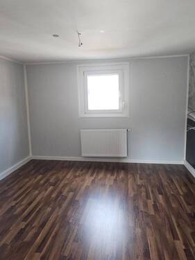 Zimmer 4 - 