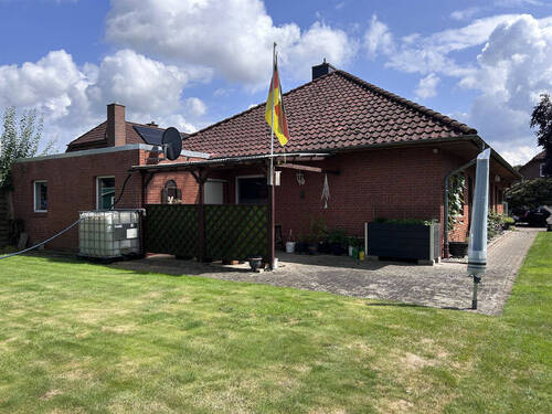 Bild2 - 4 Zimmer Einfamilienhaus zum Kaufen in Hude (Oldenburg)