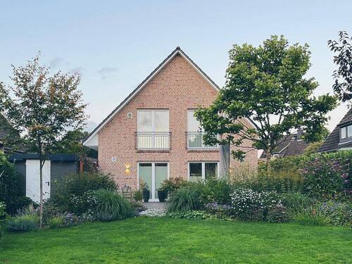 Ihr neuer Wohlfühlort - Von Privat: Hochwertiges Viebrockhaus (2017) in Ahrensburg - modern wohnen im Grünen