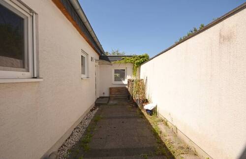 Zugang zur EG-Wohnung - 