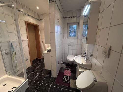 Duschbad EG rechtes Haus - 