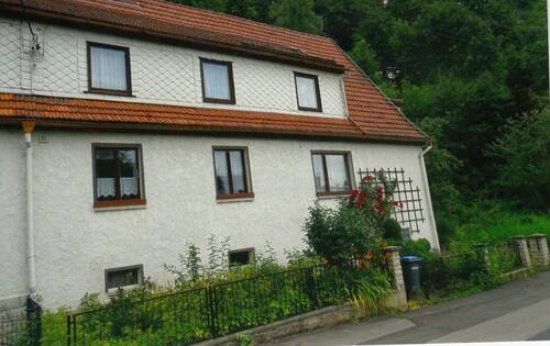 DHH - Mehrfamilienhaus, Wohnhaus mit 163,00 m&sup2; in Floh-Seligenthal zum Kaufen