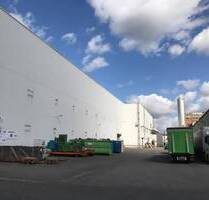 Voll vermietete Light-Industrial-Halle, Produktions- und Lagerfläche in Düren