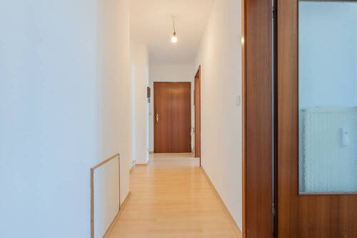 Flur (2) - 