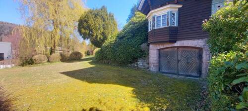 Garage und Eckerker - 8 Zimmer Einfamilienhaus zum Kaufen in Bad Herrenalb