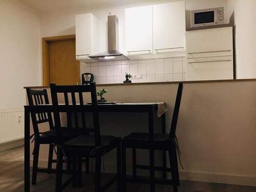 Foto derzeitige Mieter - Gemütliche 2-Zi. mit EBK, SP, Balkon und Laminat in ruhiger Lage!
