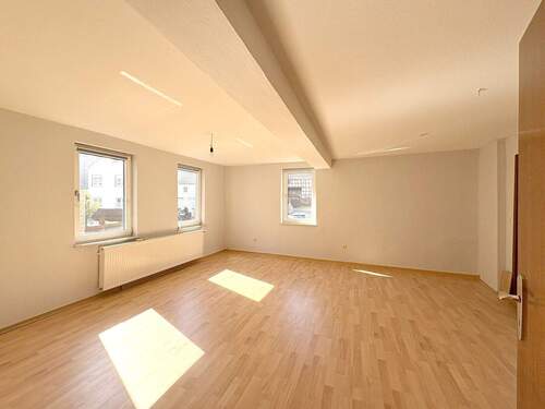 Schlafzimmer (EG) - 6 Zimmer Einfamilienhaus zum Kaufen in Amöneburg