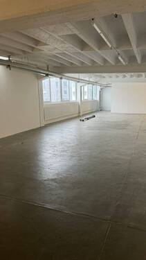 Fläche 2 - Büro mit 200,00 m&sup2; in Stuttgart zur Miete