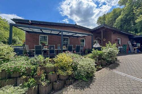 Ansicht - 5 Zimmer Mehrfamilienhaus, Wohnhaus zum Kaufen in Brühl