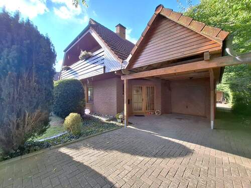 Eingangsbereich.jpg - 4 Zimmer Mehrfamilienhaus, Wohnhaus zum Kaufen in Brake