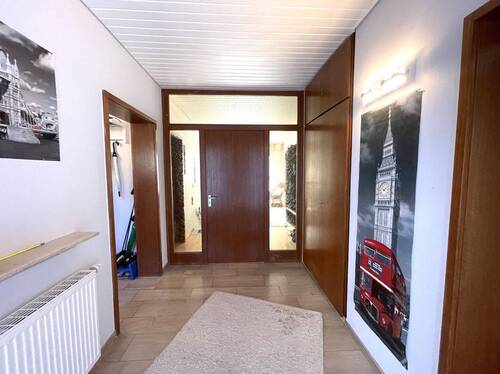 EG. Windfang - Einfamilienhaus mit 275,00 m&sup2; in Sankt Ingbert zum Kaufen