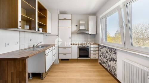 Küche 1 - 3 Zimmer Etagenwohnung zum Kaufen in Emden