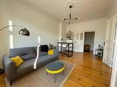Wohnzimmer - 3 Zimmer Etagenwohnung zum Kaufen in Berlin