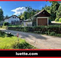 Idyllisch, in der Natur eingebettet gelegenes Wohn- auch Ferienhaus, Waldrand, Sackgasse, Eckgrundstück ca. 660 m², i... - Herrischried-Wehrhalden