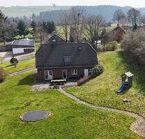 Modernes, freistehendes Einfamilienhaus in idyllischer Dorflage mit großem Grundstück und Weitblick - Hellenthal Ramscheid
