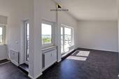Wohn/-Essbereich - 