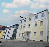 Reserviert! Top Lage!!! 3 Zimmer Altbauwohnung im 2.OG - Landshut-West