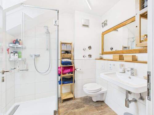 Bad schön hell mit Tageslicht - 