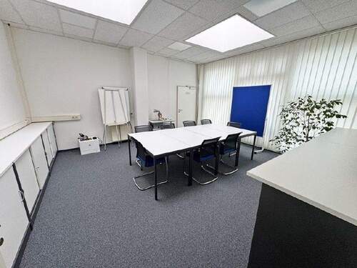Büro 6 - 