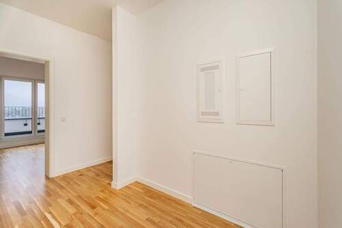 Eingangsbereich 1 - 3 Zimmer Etagenwohnung zum Kaufen in Berlin