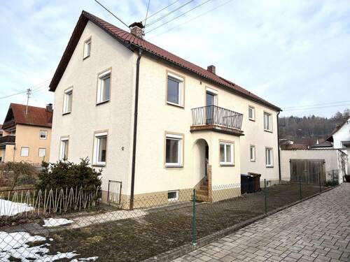 Außen 1 - Handwerkerhaus mit 2 Einheiten in ruhiger Lage! Sanierungsbedürftig & Potenzial zur Nachverdichtung